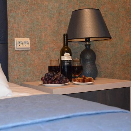 Hotel Griboedov Tbilisi Bagian luar foto