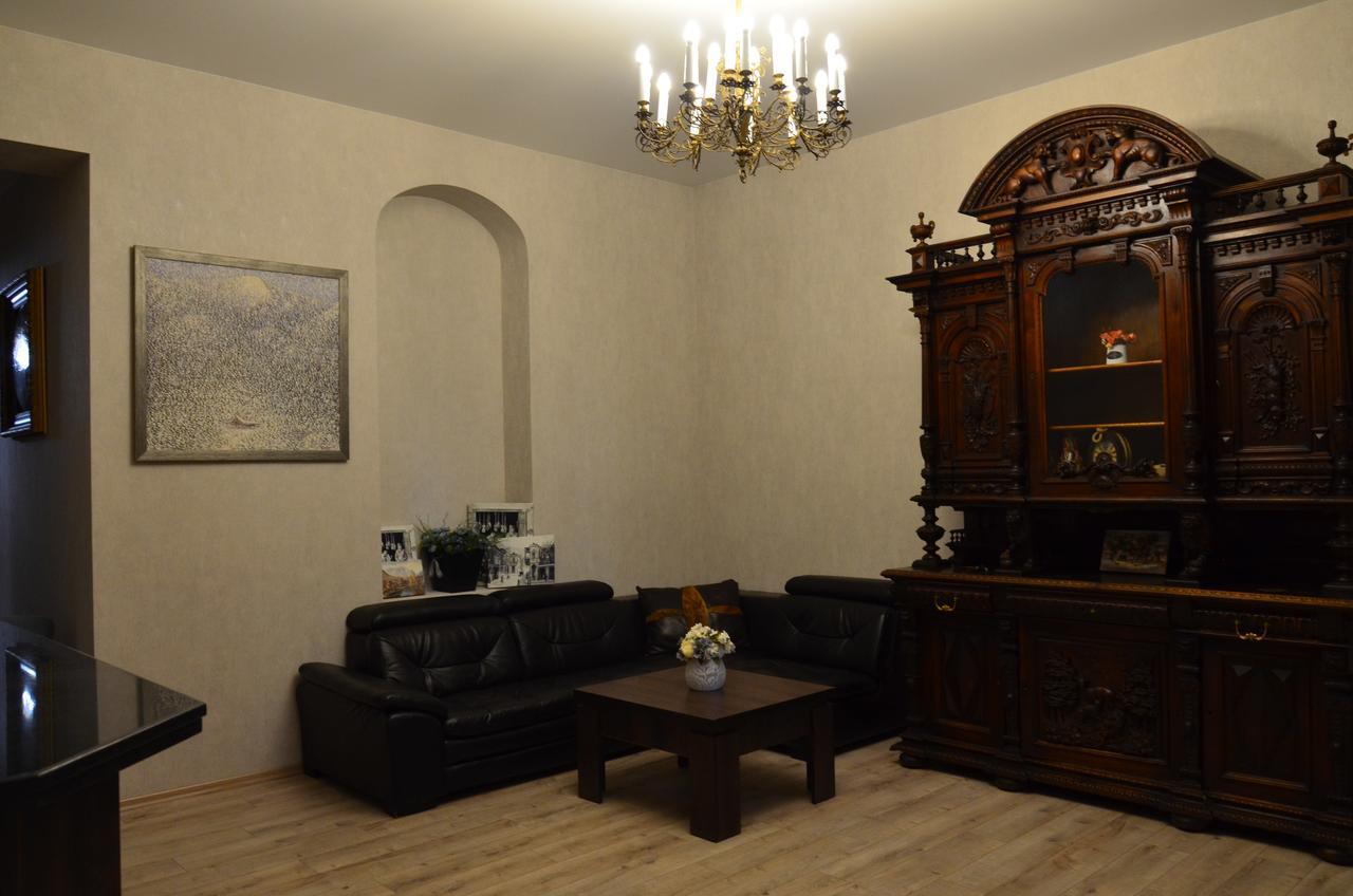 Hotel Griboedov Tbilisi Bagian luar foto