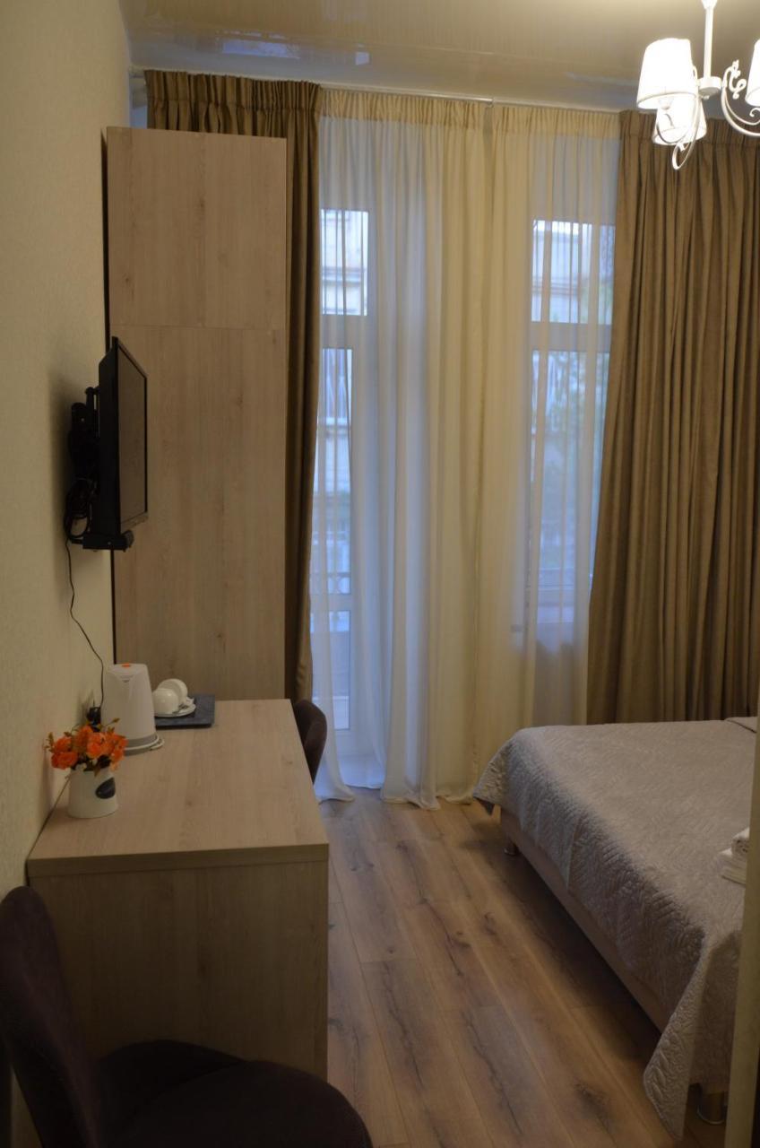 Hotel Griboedov Tbilisi Bagian luar foto